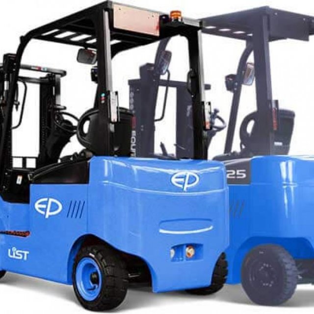 Forklift Battery Service